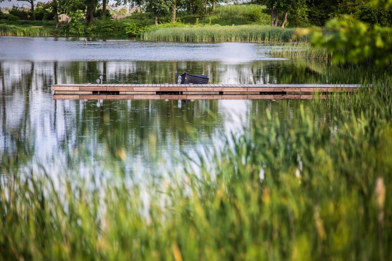 Palac Komierowo Sępólno Krajeńskie Buitenkant foto